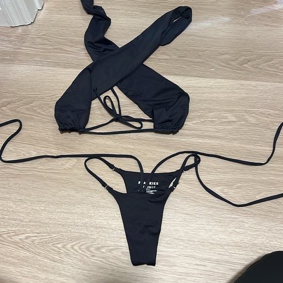 Frankie’s Bikinis - Bash Wrap Halter Bikini Top & Layla String Bikini Bottom - Picture 5 of 7